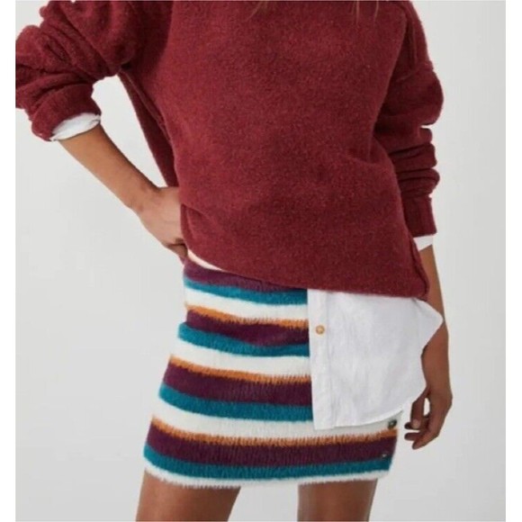 Free People Fig Jam Combo Ciara Fuzzy Sweater Mini Skirt size Medium - Picture 3 of 8